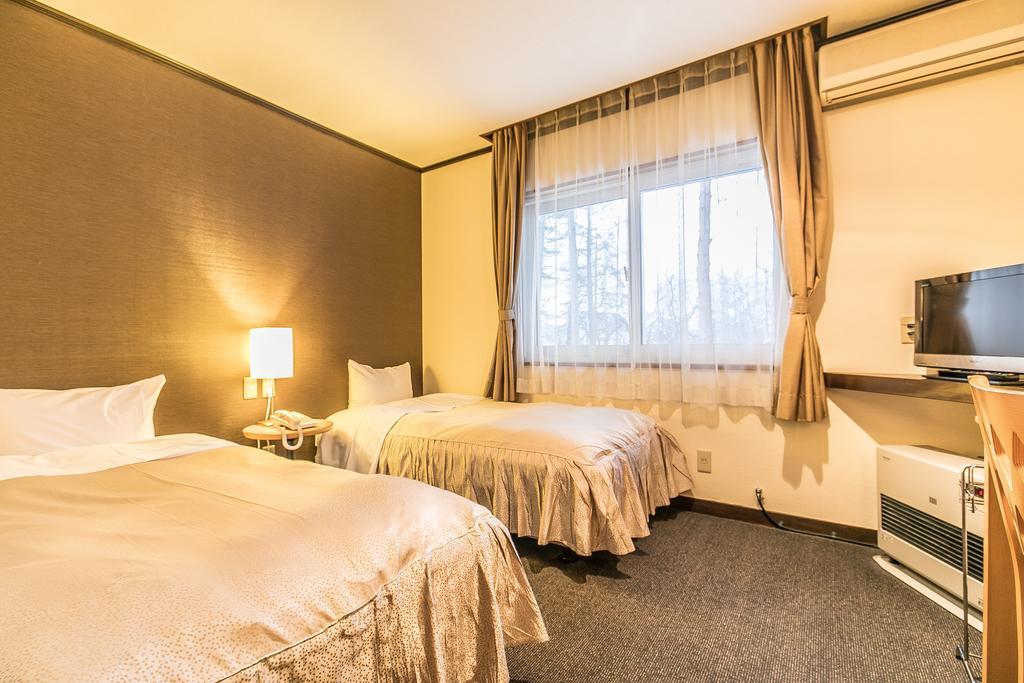 Petit Hotel Enchante Hakuba Exterior photo