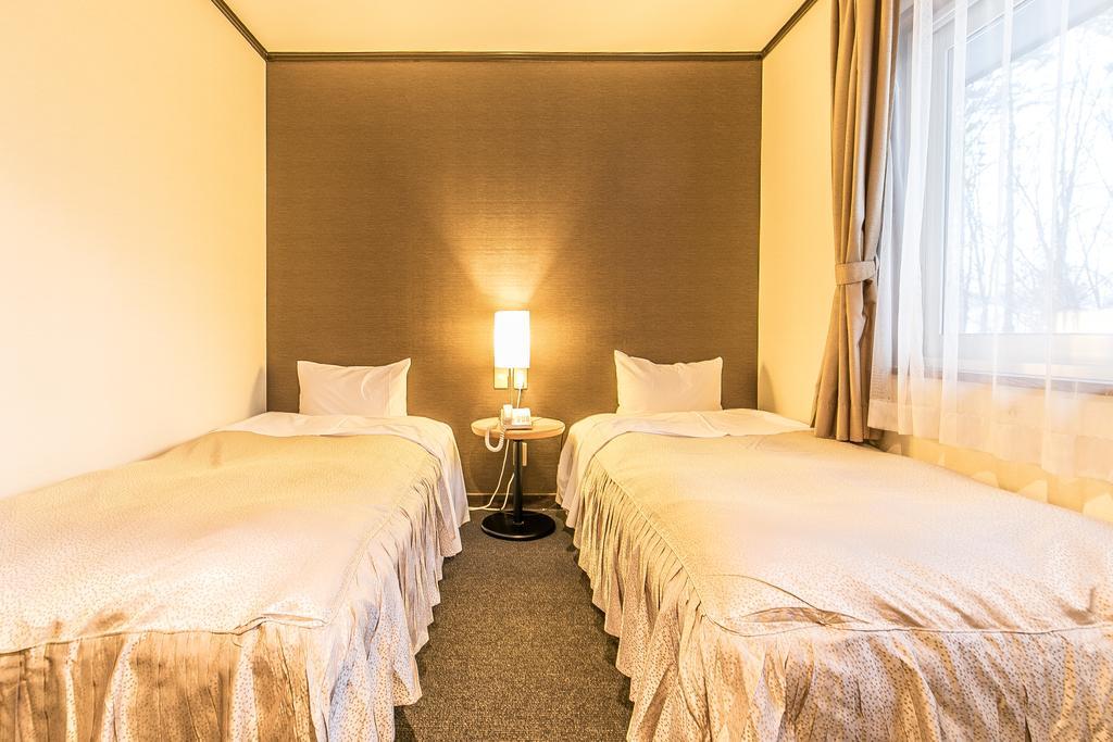 Petit Hotel Enchante Hakuba Exterior photo
