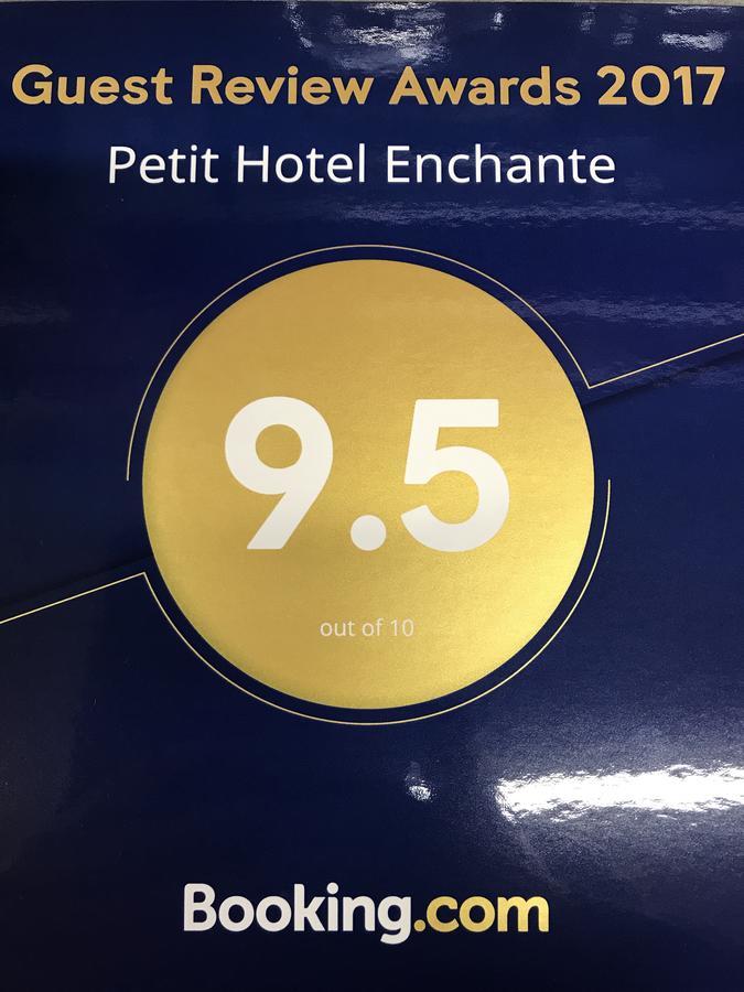 Petit Hotel Enchante Hakuba Exterior photo